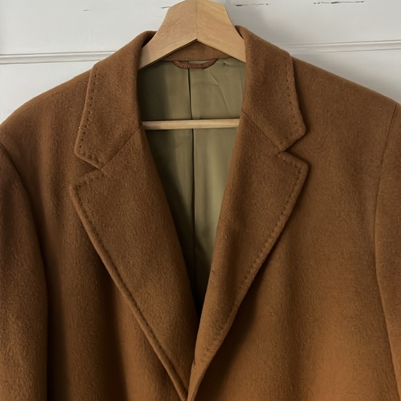 Wardman Park/Klopfenstein’s Leslie Hughes coat - Picture 2 of 6